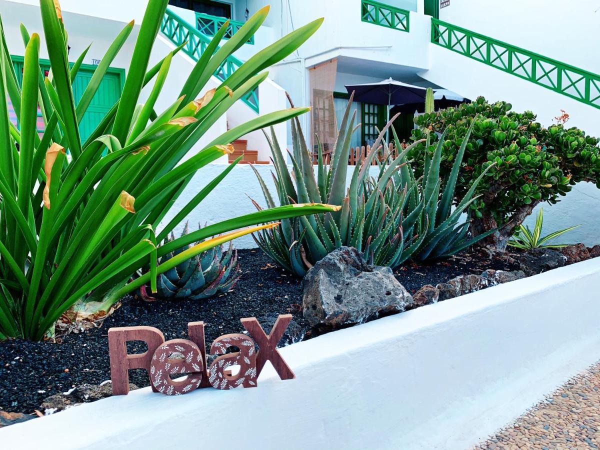 Apartamentos LlAMAR Puerto del Carmen  Exterior foto
