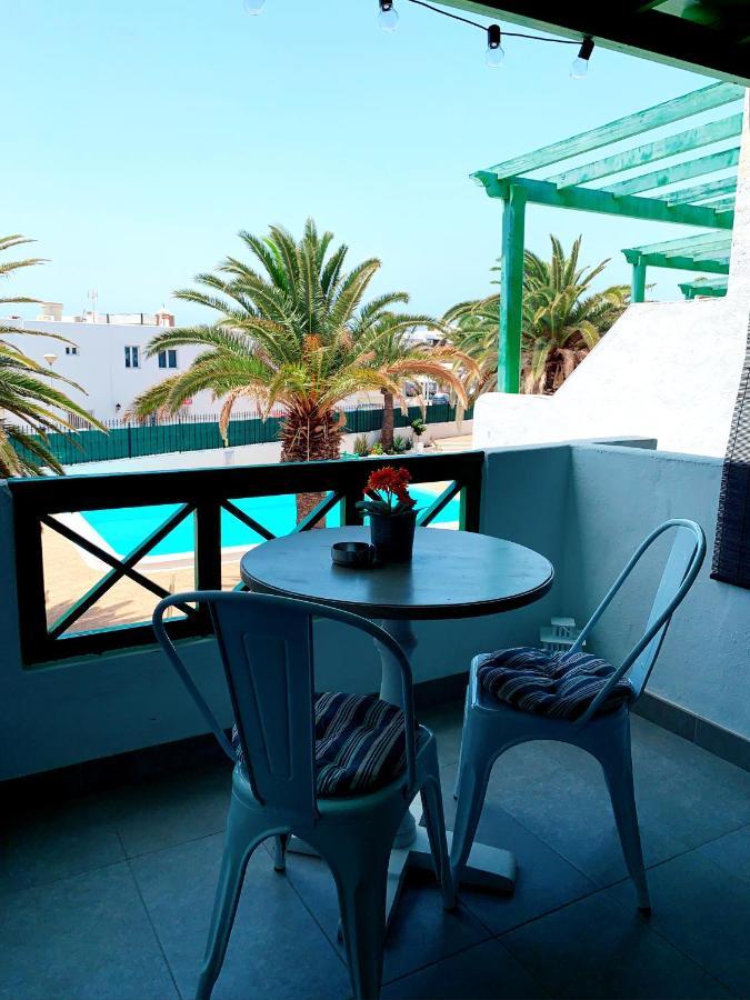 Apartamentos LlAMAR Puerto del Carmen  Exterior foto